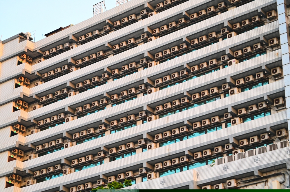 Shutterstock 2499530805